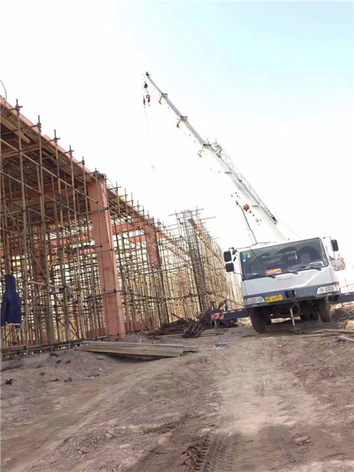 奉节县吊车作业的安全注意事项有哪些？